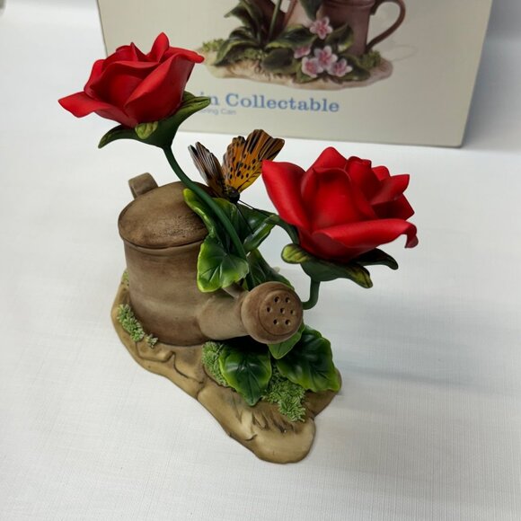 Classic Treasures Porcelain Collectable‎ Red Roses With Watering Can Ornament - Picture 14 of 16